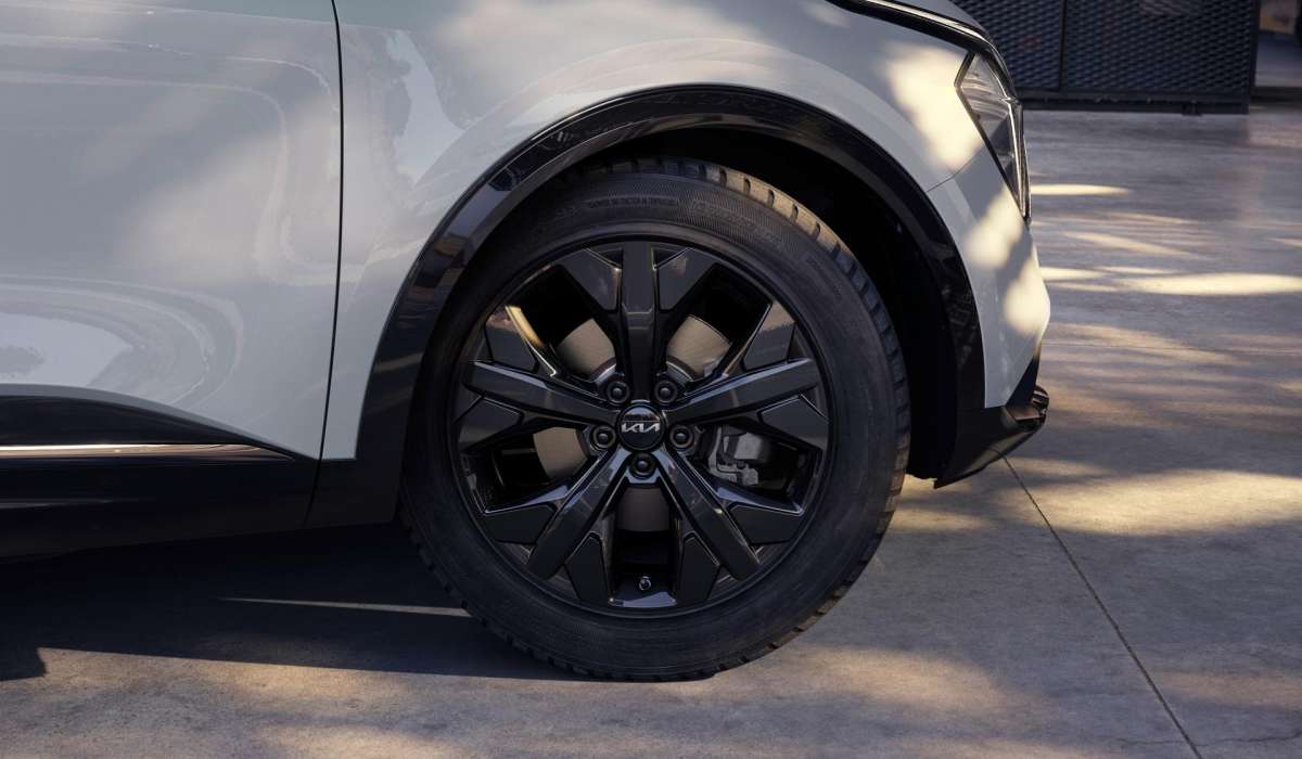 08_PDE_Kia_Sportage_SEM_rim